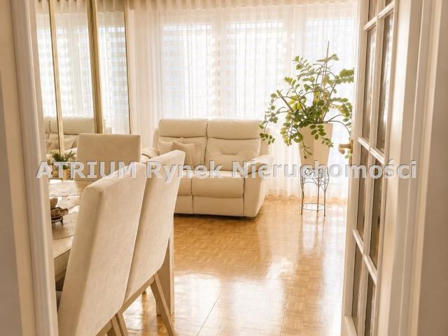 Na sprzedaż przestronne 60 m² w centrum Piotrkowa