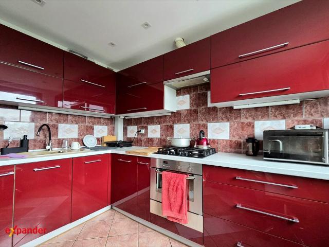 Na sprzedaż przestronne 76 m² mieszkanie z balkonem w Zielonej Górze