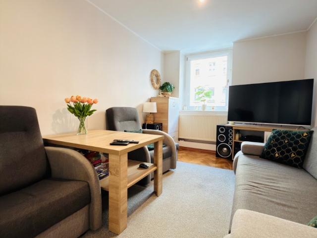 Zapraszam do obejrzenia przestronnego 3 pokojowego mieszkania 72 m² w centrum Wrocławia