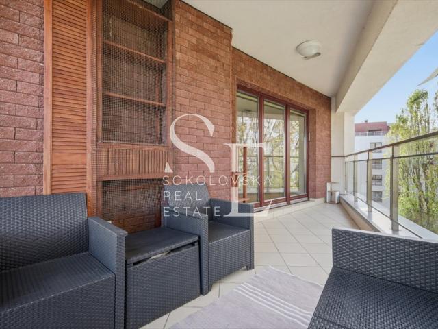 Na sprzedaż przestronne 85 m² apartament z tarasem i 3 sypialniami