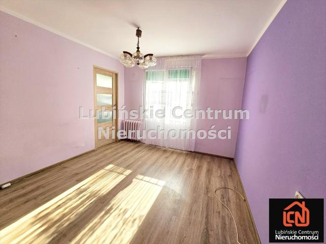 Na sprzedaż przytulne 27 m² mieszkanie 2 pokoje w Lubinie
