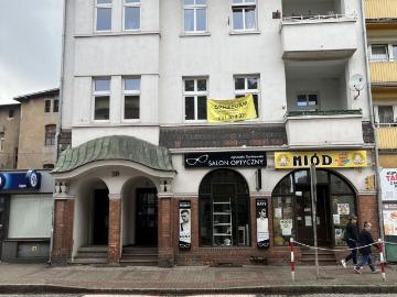 Na sprzedaż sklep 46 m² z witryną i własnym ogrzewaniem