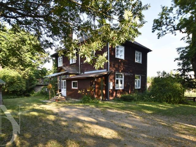Do sprzedania unikalne 106 m² w zabytkowym domu z bala