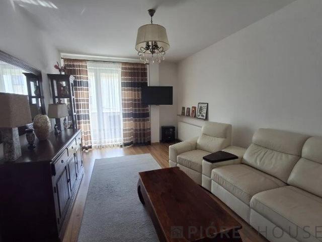 Na sprzedaż 2 pokojowe mieszkanie 55 m² z balkonem w Warszawie