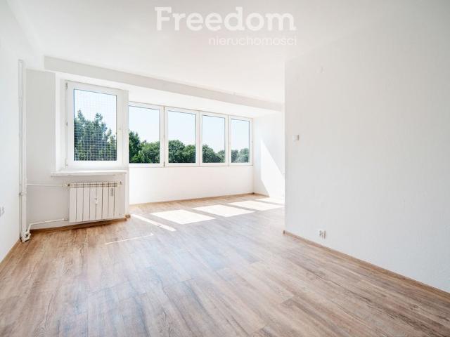 3 pokojowe mieszkanie 48,8 m² przy metrze i parku polecam