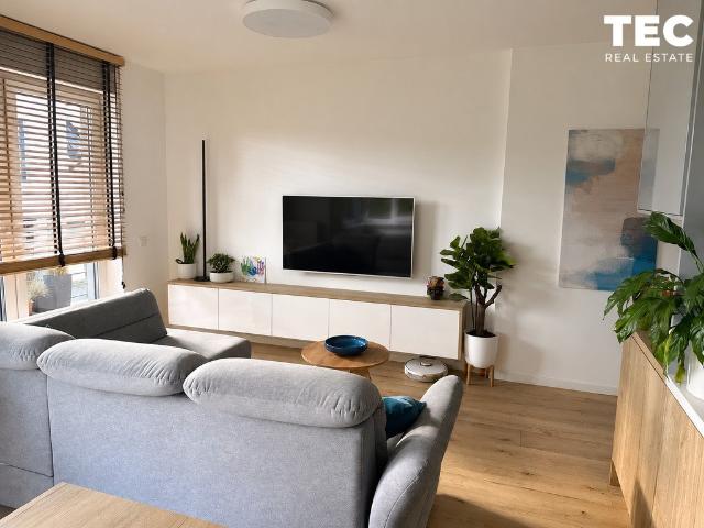 Na sprzedaż 3 pokojowe mieszkanie 68 m² w Krakowie