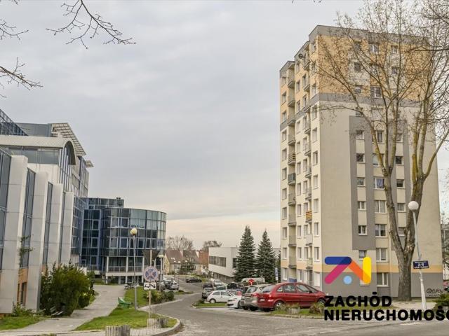 4 pokojowe mieszkanie z balkonem, widok na panoramę polecam!