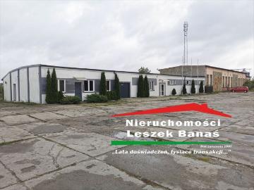 Na sprzedaż 835 m² powierzchni usługowej i handlowej