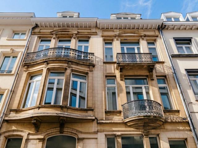 Namur Gate / Royal Park: beautiful 2 bedroom apartment of 12
