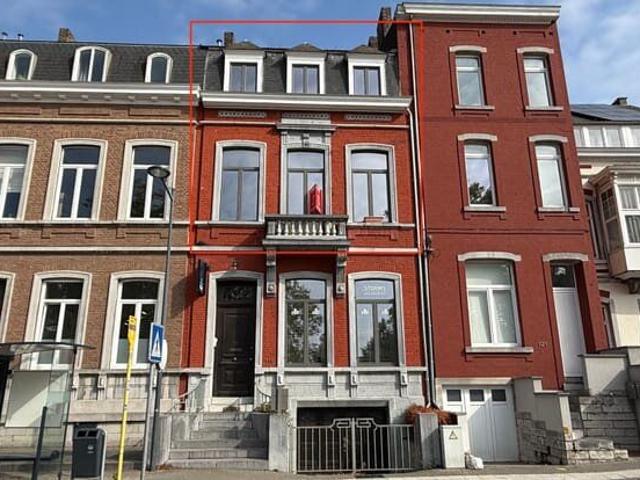 NAMUR – Stunning 3 bedroom flat – Shared garden