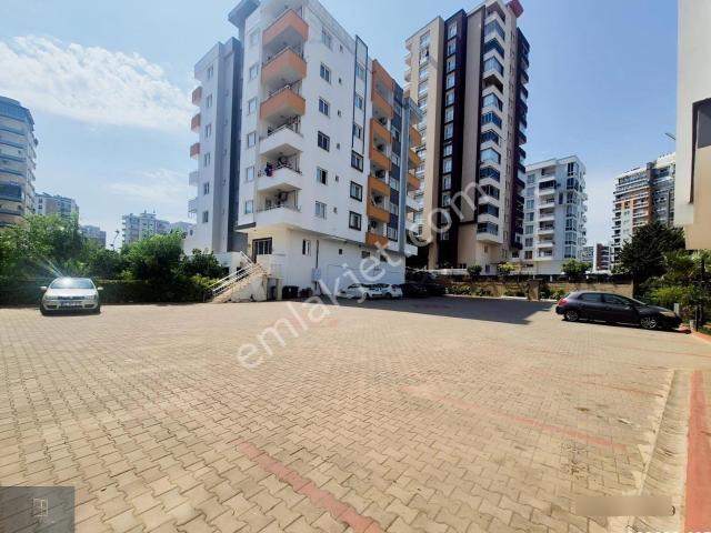 Nam Dan Üniversite Caddesinde Eşyalı 1+1 Daire