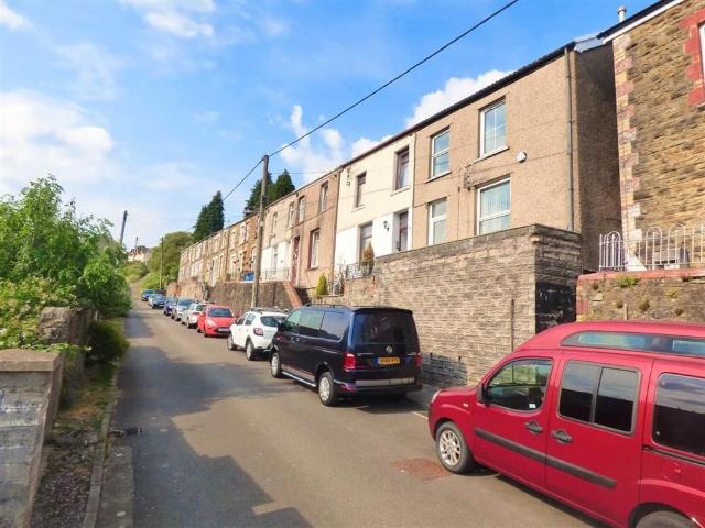 Nant Yr Ychain Terrace, Pontycymer, Bridgend CF32, 2 bed terraced house to rent, £750 pcm | PrimeLocation