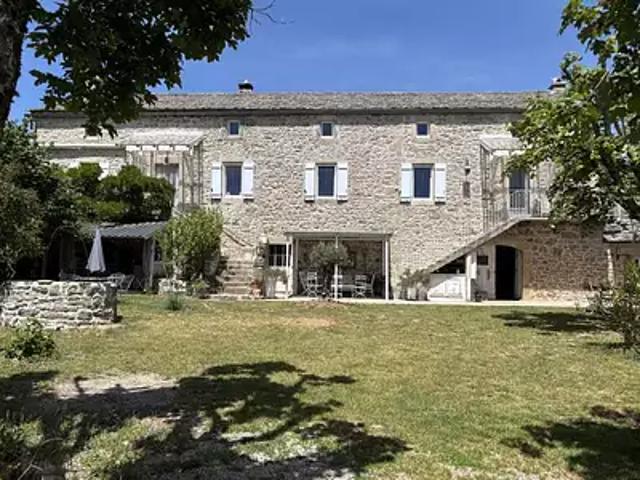 Nant 12230 Achat / Vente maison 6 pièces t6 piscine jardin