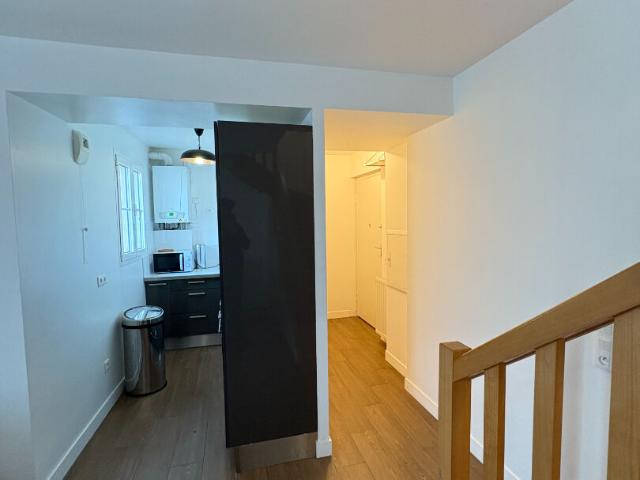 NANTERRE / DUPLEX / CENTRE VILLE / 3 PIECES 50 M2 / PARKING