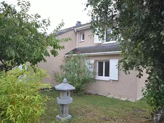 Nantes 44000 Location maison 4 pièces t4 au dernier étage terrasse