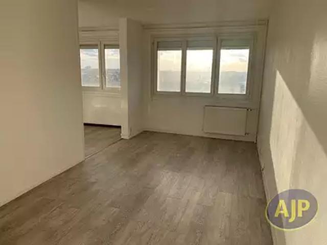 Nantes 44200 Achat / Vente appartement 1 pièce t1 parking