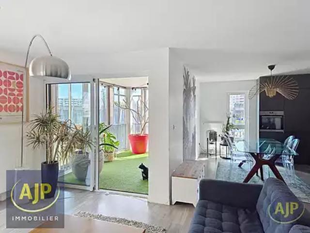 Nantes 44200 Achat / Vente appartement 4 pièces t4 parking