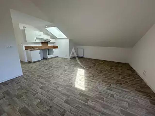 Nantes 44300 Location appartement 3 pièces t3 au dernier étage parking