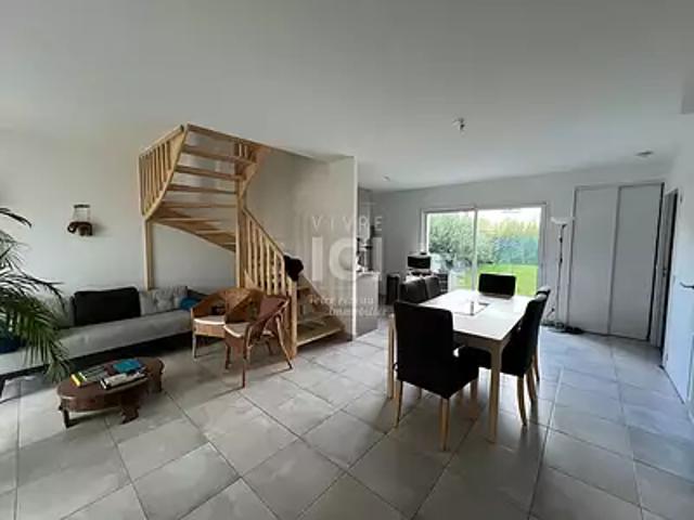 Nantes 44300 Location maison 5 pièces t5 au dernier étage parking