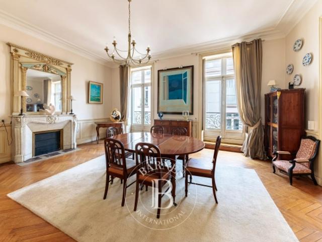 NANTES COPERNIC Appartement de prestige de 4 chambres et 1 bureau