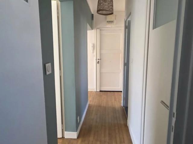 NANTES CENTRE VILLE — APPARTEMENT 2 PIÈCES, PRÊT À VIVRE