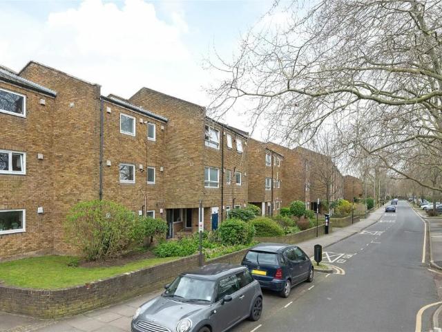 Nantes Close, London SW18, 1 bed flat to rent, £2,050 pcm | PrimeLocation