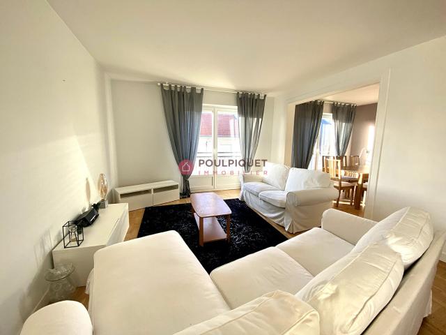 NANTES AMÉRICAINS GRAND APPARTEMENT T3 MEUBLÉ | Poulpiquet Immobilier