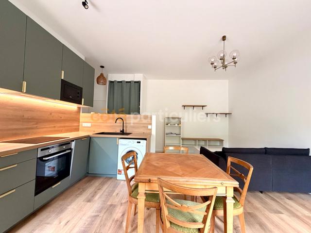 NANTES APPARTEMENT T2 MEUBLE ENTIEREMENT RENOVE LUMINEUX GRANDE TERRASSE