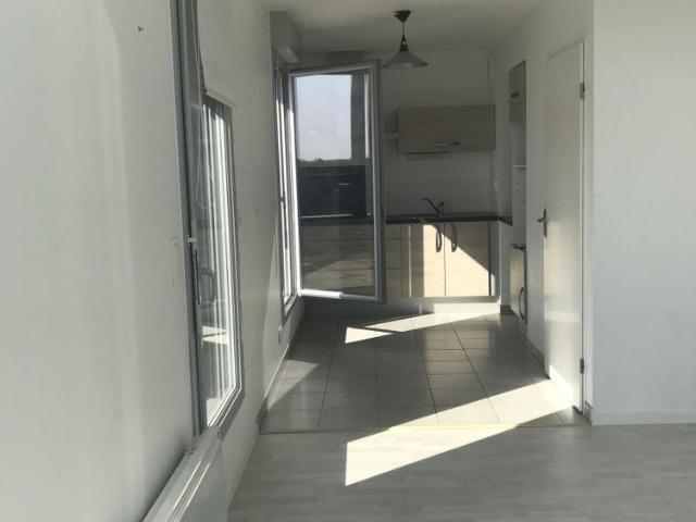 NANTES Appartement T5 210 à SAINTE LUCE SUR LOIRE quartier du Parc de la Minais