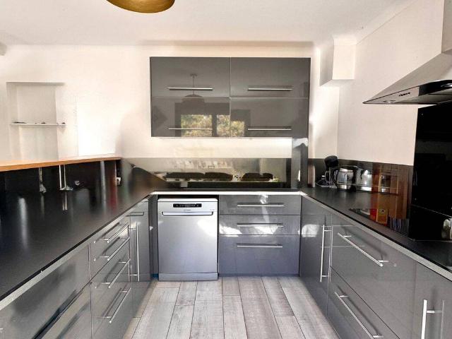 NANTES BOURGEONNIERE Maison familiale T5 avec jardin