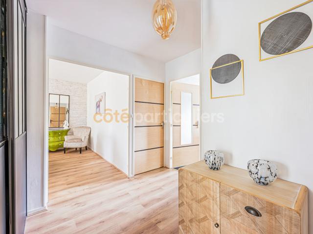NANTES BORD DE SEVRE / ST JACQUES APPARTEMENT 4 PIECES 127 m2 2 BALCONS 2 PLACES DE PARKING