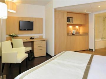 Nantes Berges de la Loire Awesome & gorgeous 1 BR executive apartment