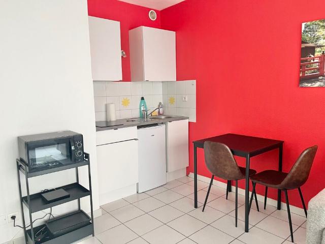 Nantes, Graslin, Studio meublé – GRASLIN IMMOBILIER