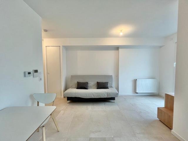 Nantes, Graslin, studio meublé – GRASLIN IMMOBILIER