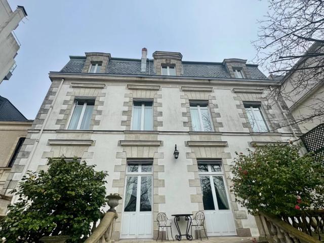 NANTES DOBREE HOTEL PARTICULIER