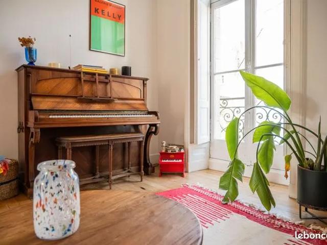 Nantes Hôtel de Ville – Appartement de charme meublé – 83 m² au sol