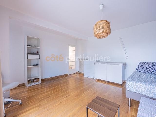 NANTES ILE DE NANTES BEAULIEU APPARTEMENT T1 BIS 35 M2 BALCON CAVE