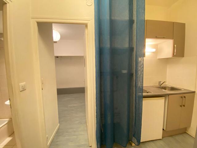 NANTES ILE DE VERSAILLES Appartement T1 bis 28.72 m²