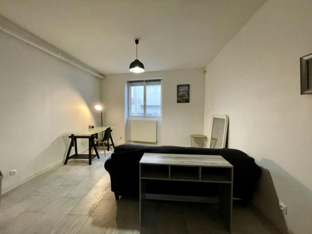 NANTES OUEST APPARTEMENT T2 + CAVE PETITE COPROPRIÉTÉ