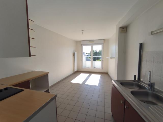 Nantes Saint Jacques. T2 bis duplex avec vue Loire. 182 000
