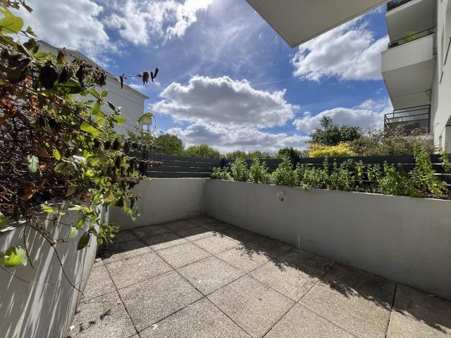 NANTES Secteur Île de Nantes à louer appartement de 47,53 m2 avec balcon/terrasse