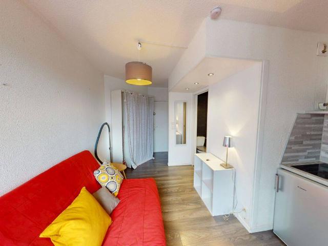 NANTES Procé Studio meublé idéalement situé