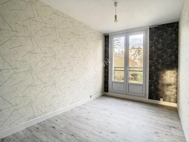 Nantes Tortière T3 avec place de parking et balcon proche Erdre