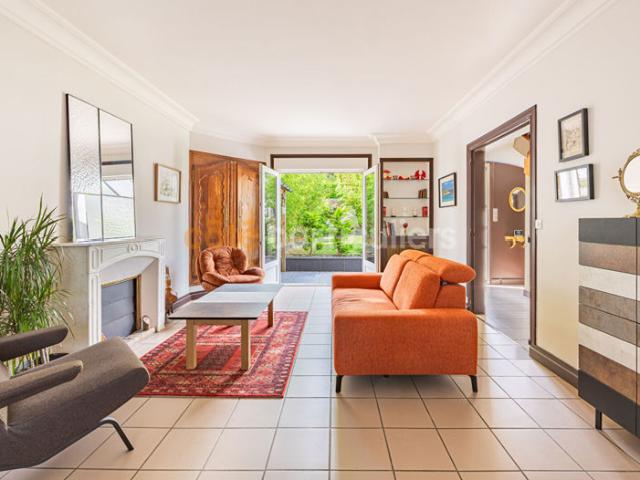 NANTES/PERVERIE 7 pièces185 m2 4 CHAMBRES 2 bureaux JARDIN SANS VIS A VIS