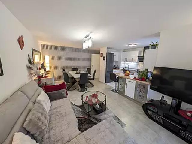 Nanteuil lès Meaux 77100 Achat / Vente appartement 3 pièces t3 au dernier étage parking