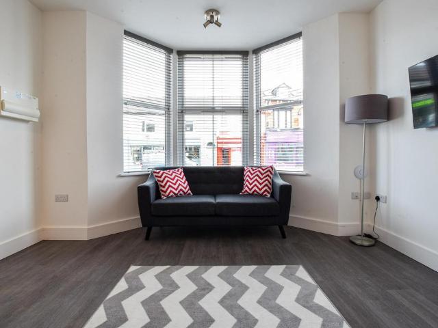 Nantwich Road, Crewe CW2 1 bed flat to rent £750 pcm £173 pw