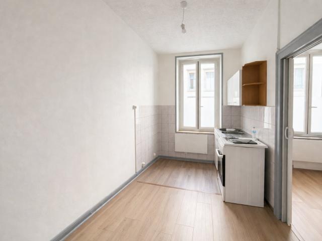 NANCY / VILLEBOIS MAREUIL: APPARTEMENT T2 PROCHE DU CENTRE VILLE
