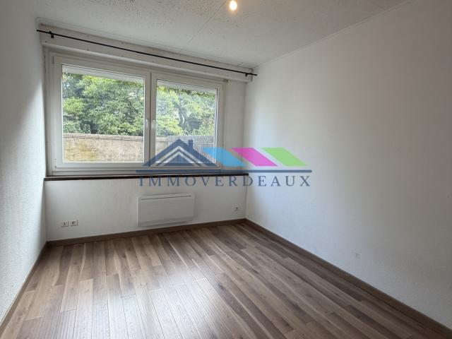 NANCY A LOUER Appartement 39 m2 2 pièces place de parking sécurisé rez de chaussée