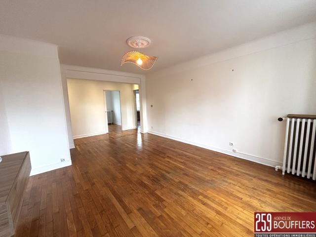 NANCY BOUFFLERS BUTHEGNEMONT / APPARTEMENT 4 PIECES AVEC GARAGE
