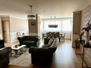 NANCY CENTRE APPARTEMENT PARKING ASCENCEUR CAVE 105 M2